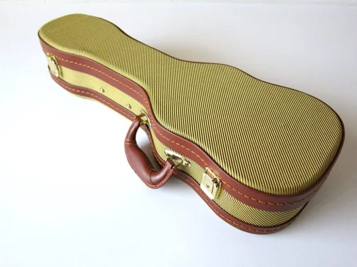 Earrings Eddy Finn Tweed Tenor Ukulele Hard Case EMDMUSIC