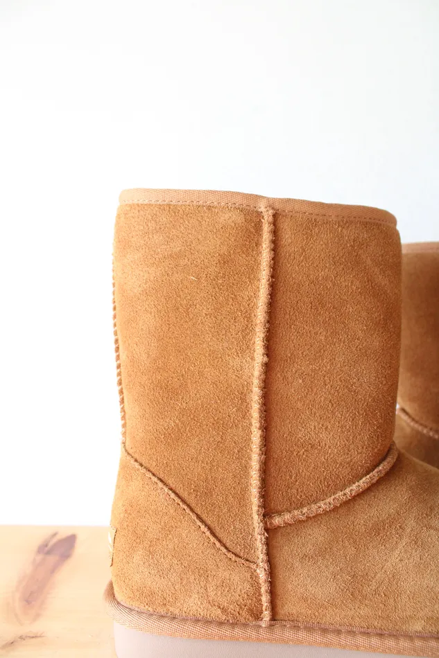 Earrings UGG UGG Koolaburra Chestnut Short Boots Size 7