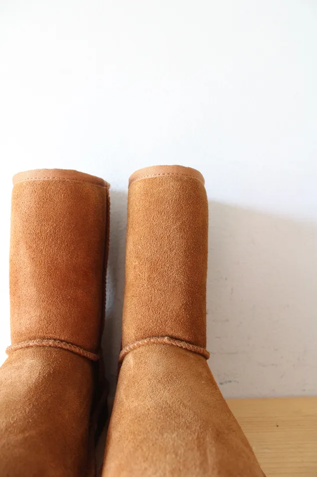 Earrings UGG UGG Koolaburra Chestnut Short Boots Size 7