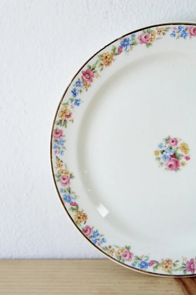 Taylor Smith USA Earrings Taylor Smith USA Dessert Salad Plate 7