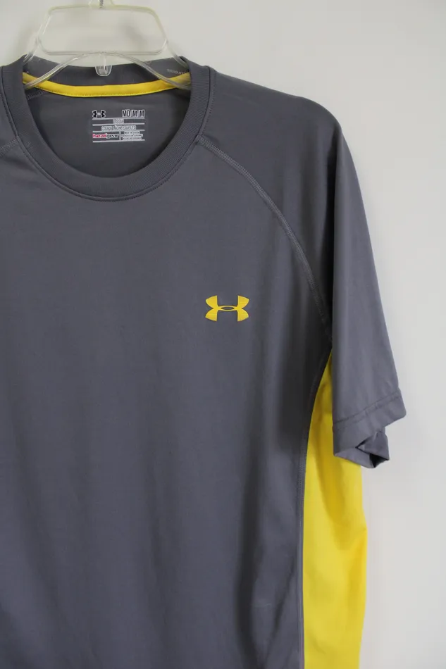 Under Armour Under Armour Gray Yellow Loose fit Shirt M Earrings