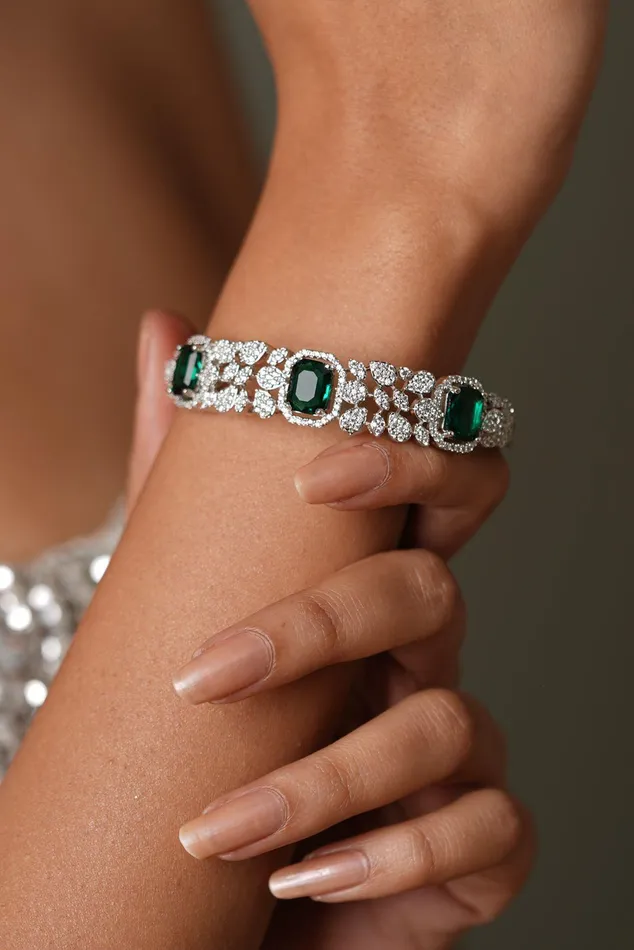 Bracelets Attrangi Stacy Diamond Bracelet With Coloured Stone