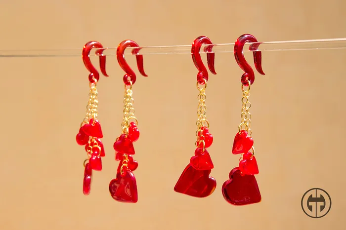 Gorilla Glass Earrings Dangling Hearts in Glass