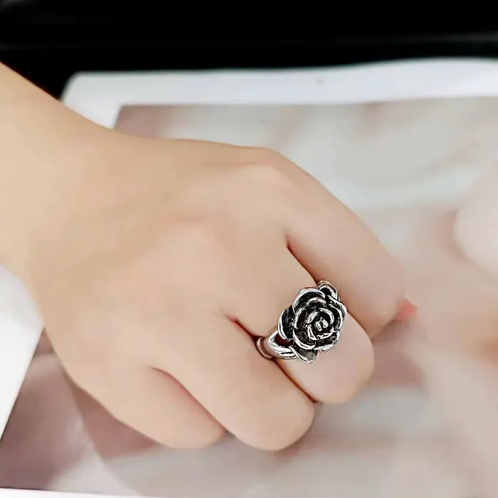 Rings Green CJ3870 Wholesale Womens Stainless Steel Flower Ring Rings Green CJ3870 Wholesale Womens Stainless Steel Flower Ring