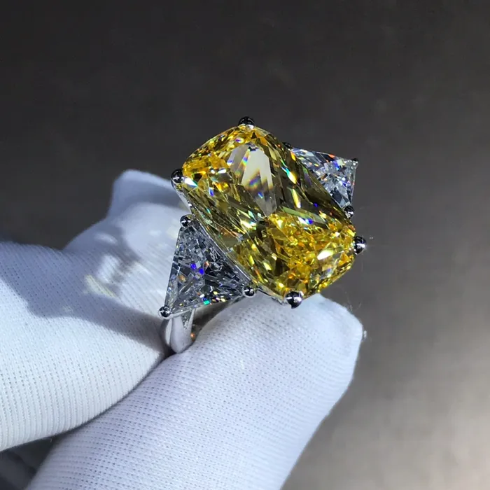 Rings Leyloon Jewelry 6 Carat Elongated Cushion Cut Moissanite Ring Vivid Yellow VVS 4 Claw Basket Beadset