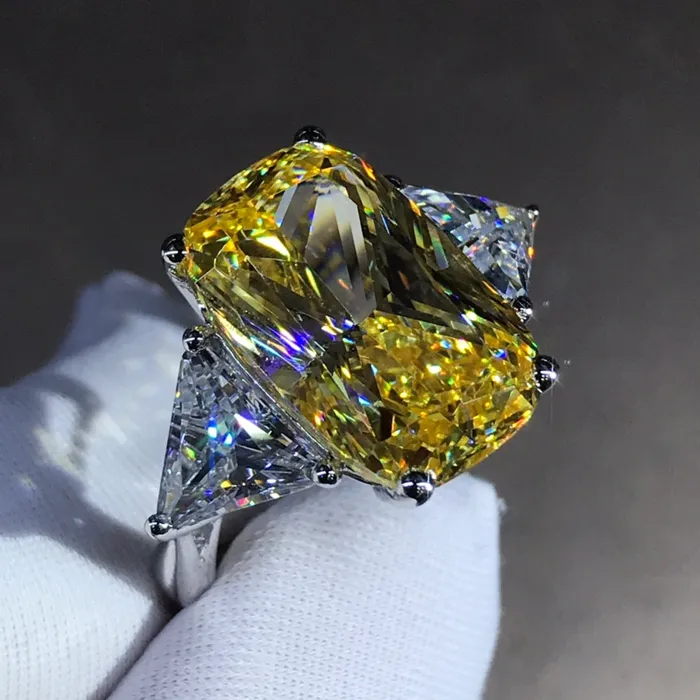 Rings Leyloon Jewelry 6 Carat Elongated Cushion Cut Moissanite Ring Vivid Yellow VVS 4 Claw Basket Beadset