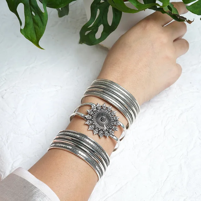 Teejh Bracelets Teejh Madhuparna Stacked Bracelet Set