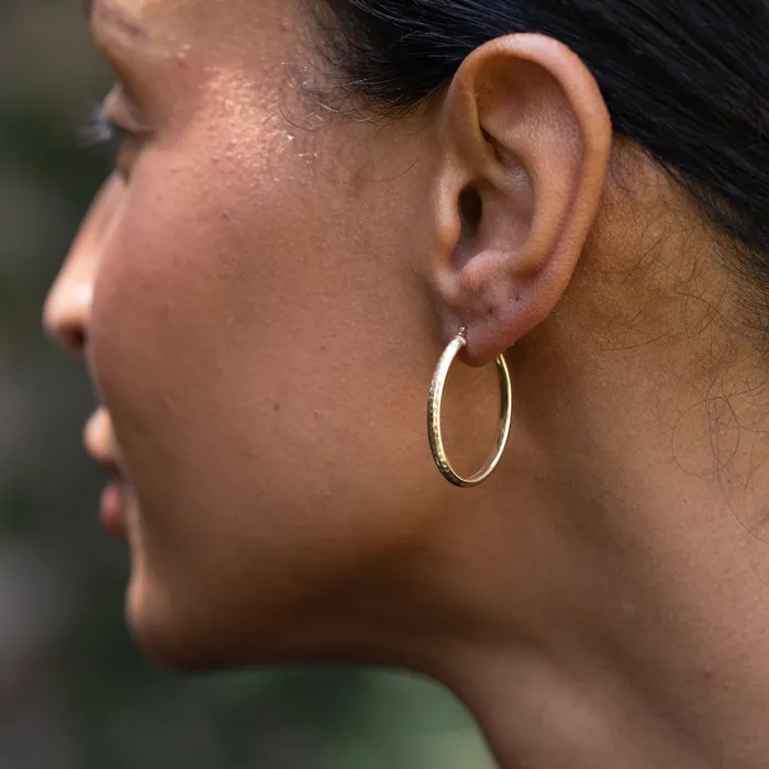 Vintage Earrings Hammered 14K Gold Oval Hoop Earrings