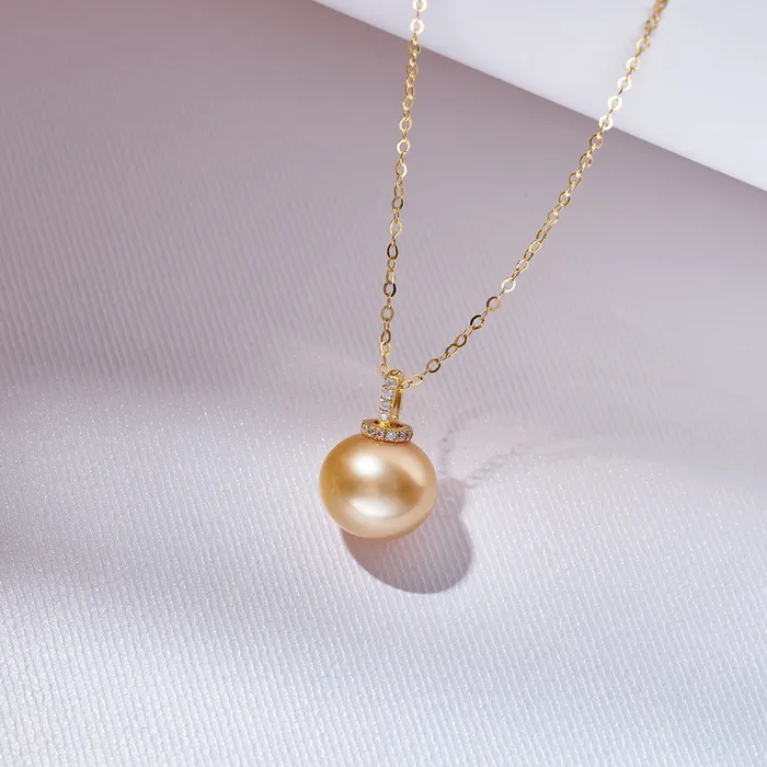 Necklaces Pearly Lustre 18K Solid Gold South Sea Golden Pearl Necklace KN00240