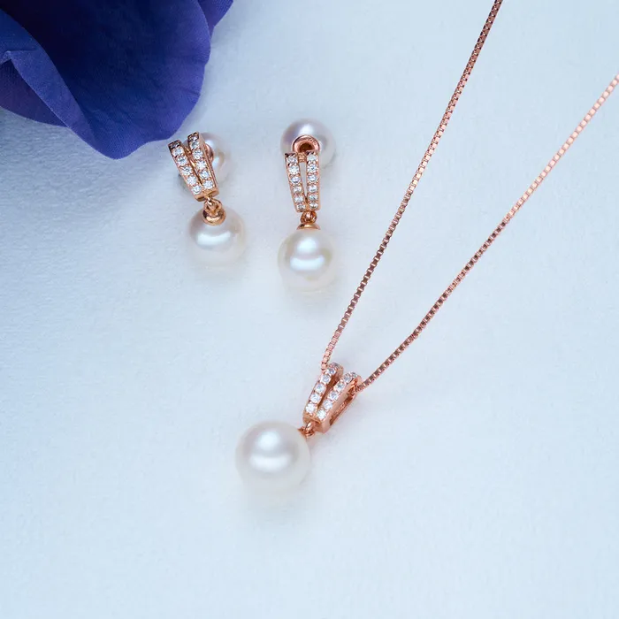 Pearly Lustre Earrings Elegant Freshwater Pearl Set WS00070
