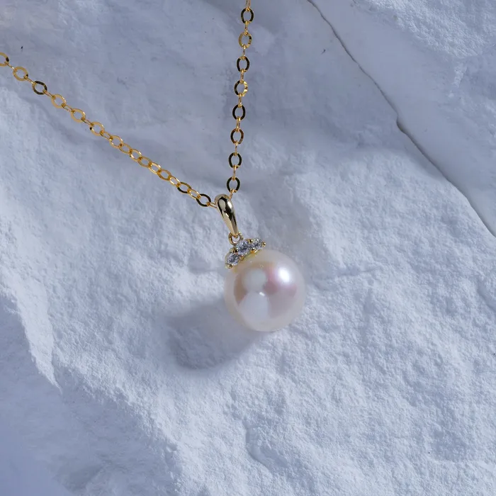 Pearly Lustre Necklaces 18K Solid Gold Freshwater Pearl Necklace KN00096