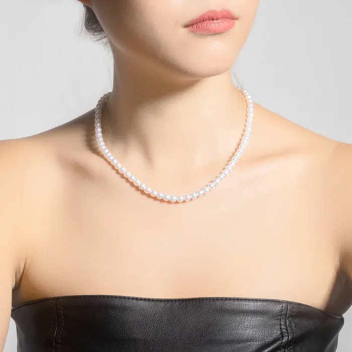 Pearly Lustre Necklaces 18K Top Grade Freshwater Pearl Necklace KN00102