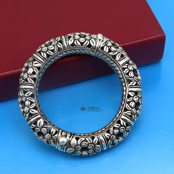 TRIBAL ORNAMENTS 925 sterling silver handmade fabulous flower work vintage chitai work Cultural bangle bracelet kada excellent traditional jewelry nsk689 Bracelets