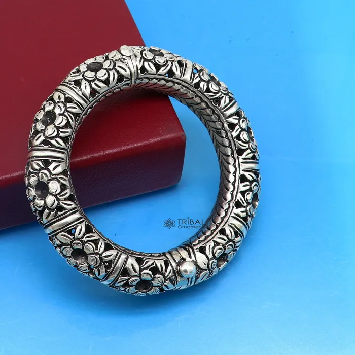 TRIBAL ORNAMENTS 925 sterling silver handmade fabulous flower work vintage chitai work Cultural bangle bracelet kada excellent traditional jewelry nsk689 Bracelets