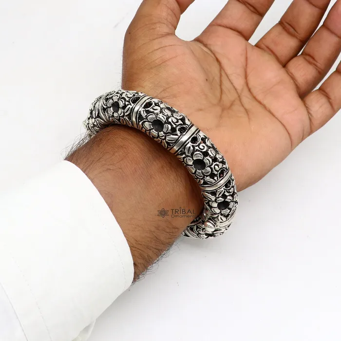 TRIBAL ORNAMENTS 925 sterling silver handmade fabulous flower work vintage chitai work Cultural bangle bracelet kada excellent traditional jewelry nsk689 Bracelets