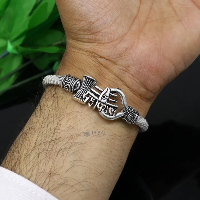TRIBAL ORNAMENTS Bracelets Handmade Sterling silver Lord Shiva Trident Kada Mahakal bracelet Rudraksh bracelet customized babhubali bangle kada giftig jewelry nsk696 TRIBAL ORNAMENTS Bracelets Handmade Sterling silver Lord Shiva Trident Kada Mahakal bracelet Rudraksh bracelet customized babhubali bangle kada giftig jewelry nsk696
