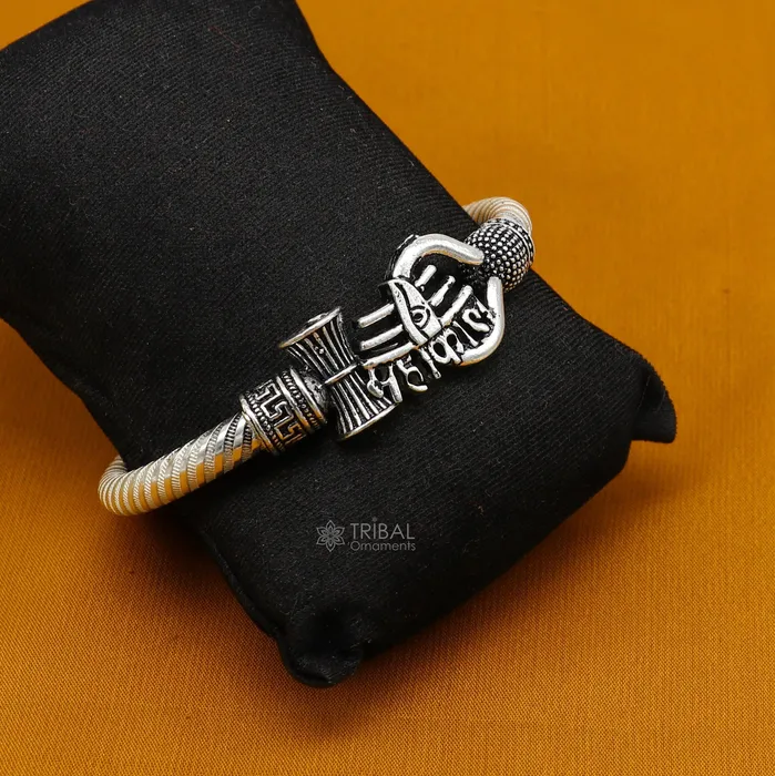 TRIBAL ORNAMENTS Bracelets Handmade Sterling silver Lord Shiva Trident Kada Mahakal bracelet Rudraksh bracelet customized babhubali bangle kada giftig jewelry nsk696 TRIBAL ORNAMENTS Bracelets Handmade Sterling silver Lord Shiva Trident Kada Mahakal bracelet Rudraksh bracelet customized babhubali bangle kada giftig jewelry nsk696