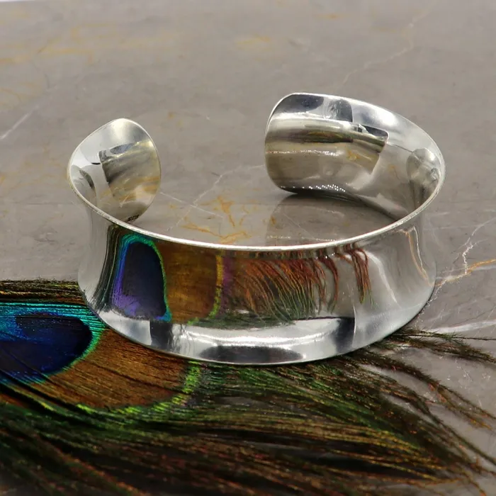 TRIBAL ORNAMENTS Bracelets Pure 925 sterling silver fabulous bright shiny curved bracelet new trendy modern fancy Bollywood style elegant cuff bangle bracelet cuff19 TRIBAL ORNAMENTS Bracelets Pure 925 sterling silver fabulous bright shiny curved bracelet new trendy modern fancy Bollywood style elegant cuff bangle bracelet cuff19