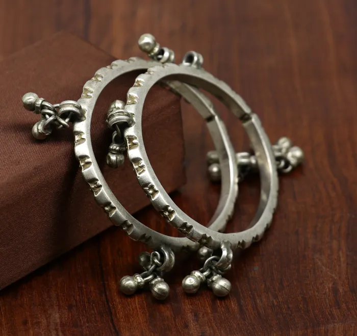 TRIBAL ORNAMENTS Bracelets Solid silver handmade vintage antique traditional banjara bangle bracelet with jingling bells indian ethnic tribal bangles for girls sba23