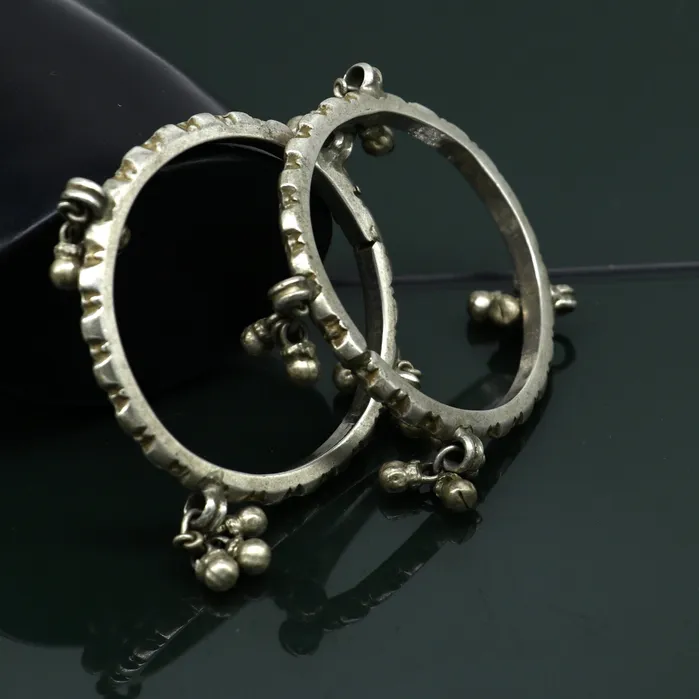 TRIBAL ORNAMENTS Bracelets Solid silver handmade vintage antique traditional banjara bangle bracelet with jingling bells indian ethnic tribal bangles for girls sba23
