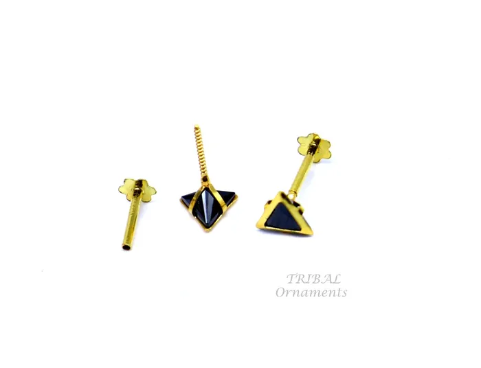 TRIBAL ORNAMENTS Earrings 4mm 18kt yellow gold handmade single stone Triangle shape stud earring cartilage earring customized unisex screw back stud jewelry er150