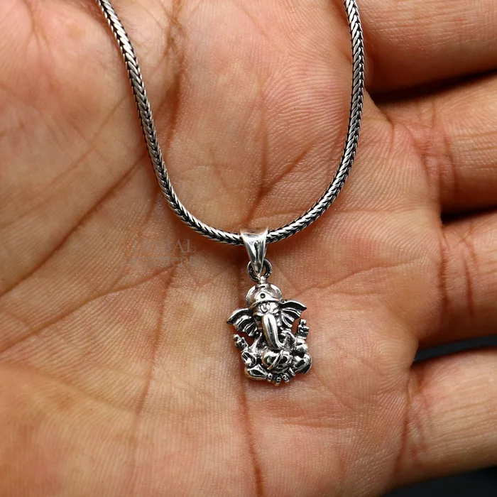 TRIBAL ORNAMENTS Necklaces Divine pendant 925 sterling silver handmade Lord Ganesha pendant amazing stylish unisex pendant personalized jewelry ssp1637 TRIBAL ORNAMENTS Necklaces Divine pendant 925 sterling silver handmade Lord Ganesha pendant amazing stylish unisex pendant personalized jewelry ssp1637