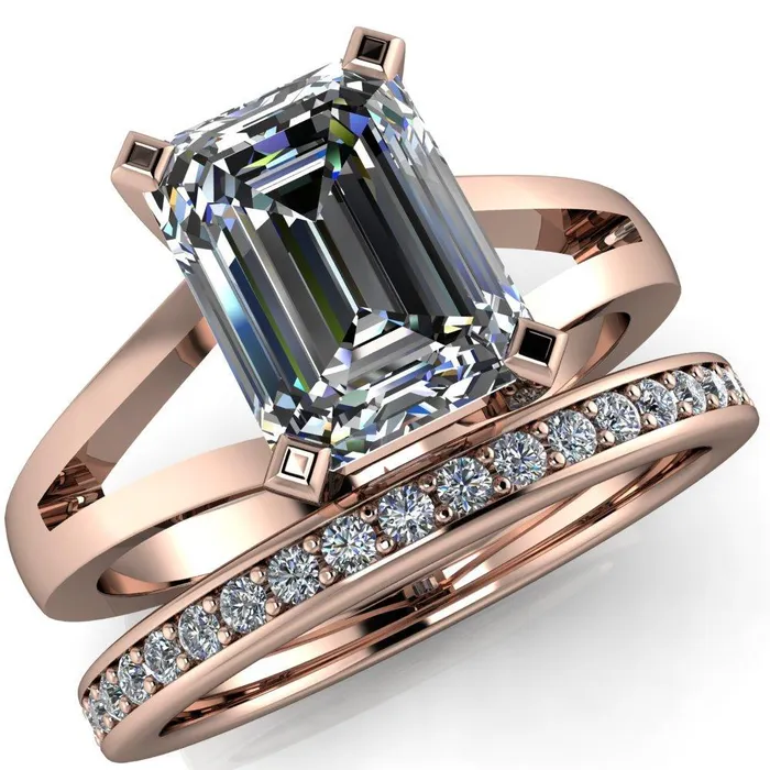 Versailles Emerald Center Stone Split Shank Under Bezel 4 Prong Ring Fire Brilliance Rings