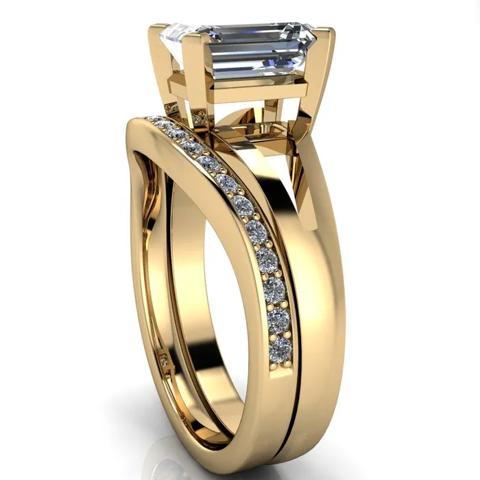 Versailles Emerald Center Stone Split Shank Under Bezel 4 Prong Ring Fire Brilliance Rings