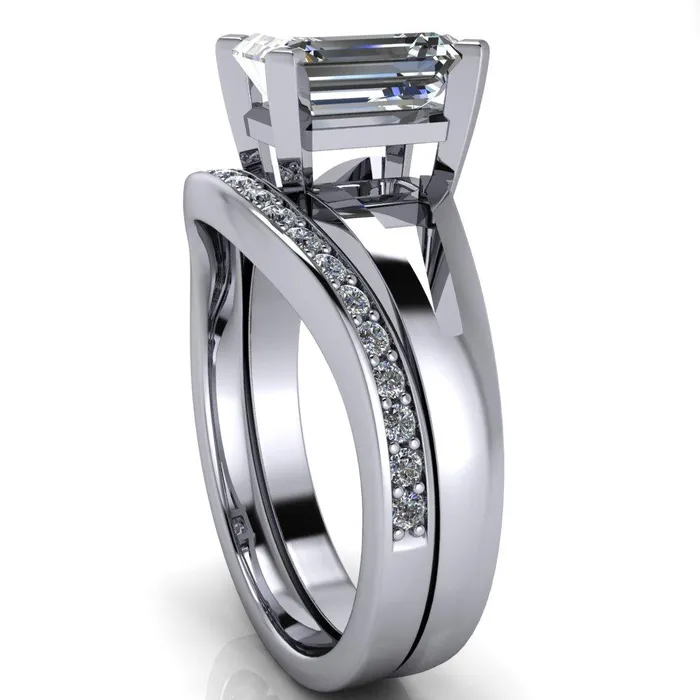 Versailles Emerald Center Stone Split Shank Under Bezel 4 Prong Ring Fire Brilliance Rings