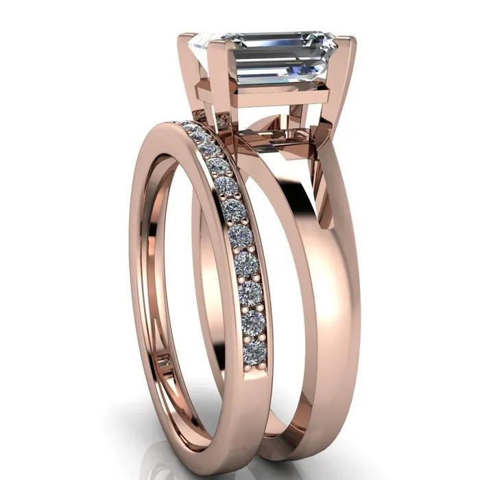 Versailles Emerald Center Stone Split Shank Under Bezel 4 Prong Ring Fire Brilliance Rings
