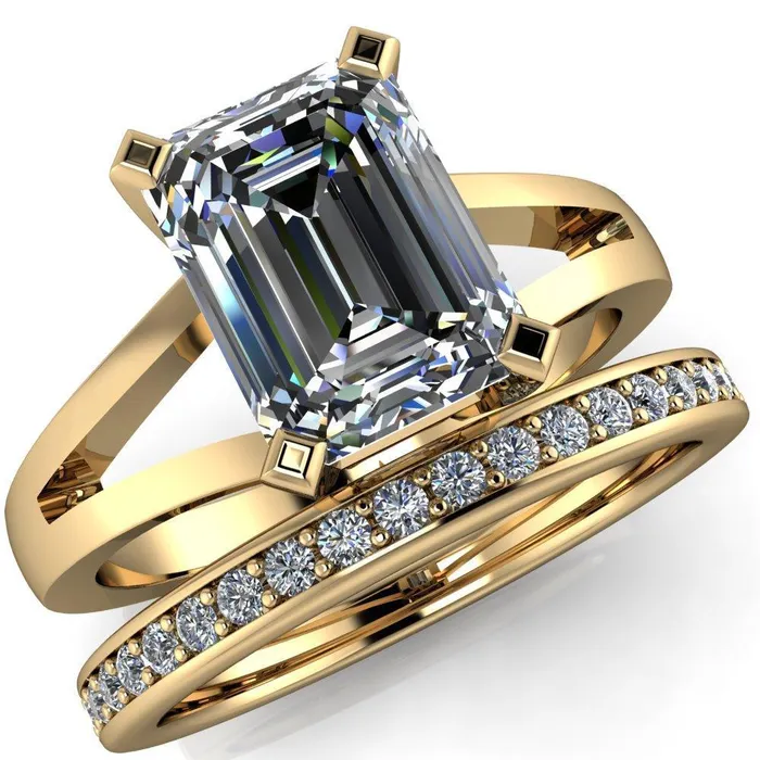 Versailles Emerald Center Stone Split Shank Under Bezel 4 Prong Ring Fire Brilliance Rings