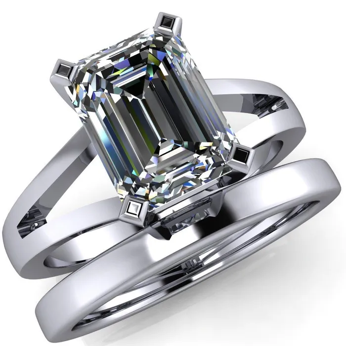 Versailles Emerald Center Stone Split Shank Under Bezel 4 Prong Ring Fire Brilliance Rings