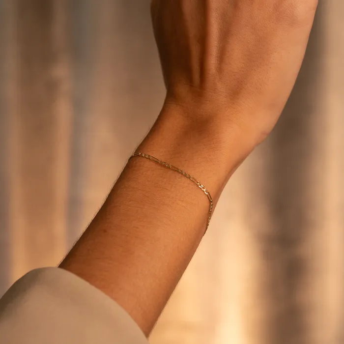 14k Thin Figaro Bracelet RG Bracelets