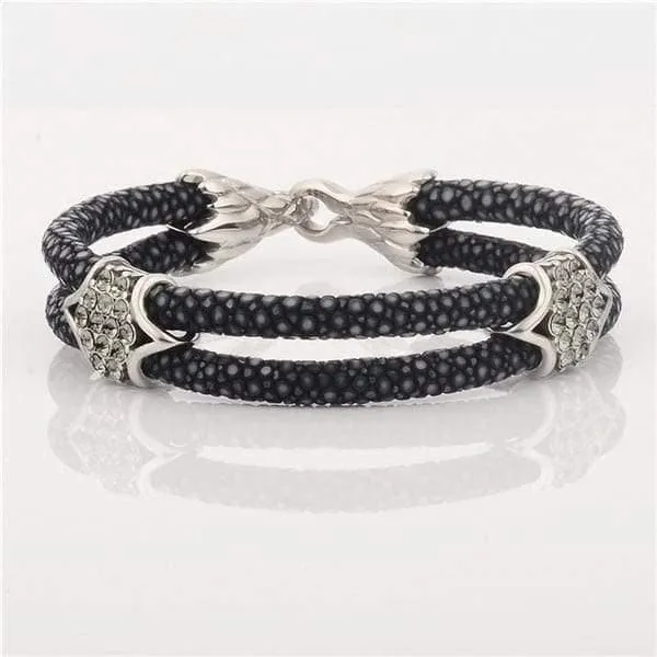 Bracelets Diamond Source NYC Charm With Real Black Stingray Leather Mens Stainless Steel Bracelet With Cz Stones Black Silver color