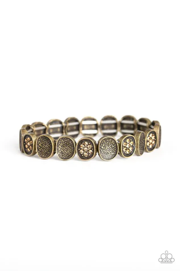 Bracelets Paparazzi Jewelry Paparazzi Bracelet Dainty Queen Brass