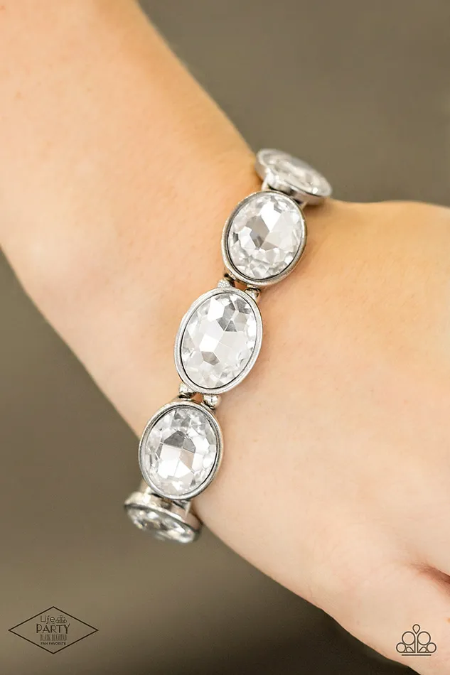 Bracelets Paparazzi Jewelry Paparazzi Bracelet DIVA In Disguise White