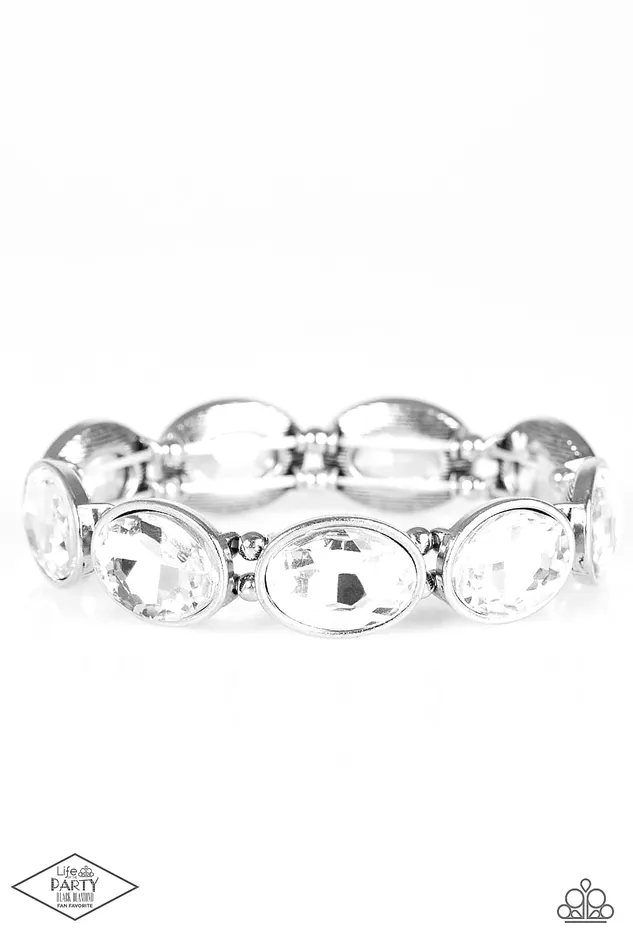 Bracelets Paparazzi Jewelry Paparazzi Bracelet DIVA In Disguise White