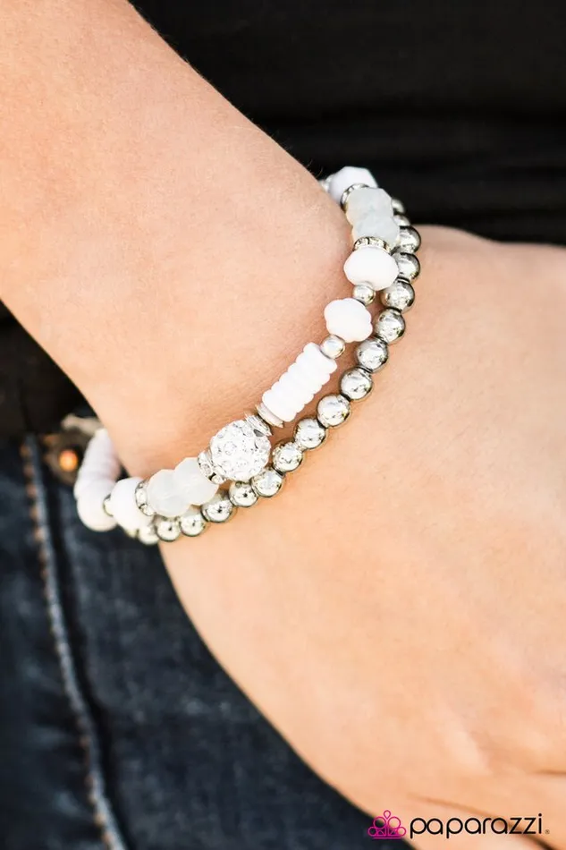 Bracelets Paparazzi Jewelry Paparazzi Bracelet My Dance Card Is Full White