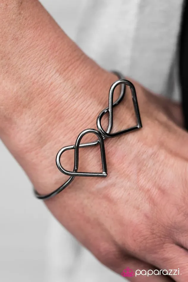 Bracelets Paparazzi Jewelry Paparazzi Bracelet When Two Hearts Become One Black