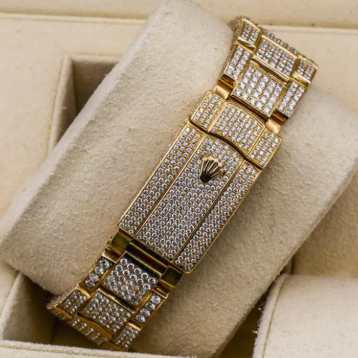 Bracelets Rolex SkyDweller 42mm Ref 326938 Champagne Dial Custom Diamond Bezel 18K Yellow Gold Oyster Custom Diamond Bracelet Watch Rolex