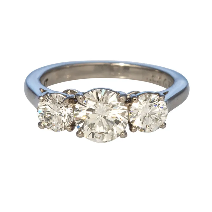 Croghans Rings 165ctw Round Brilliant Diamond ThreeStone Platinum Engagement Ring Croghans Rings 165ctw Round Brilliant Diamond ThreeStone Platinum Engagement Ring