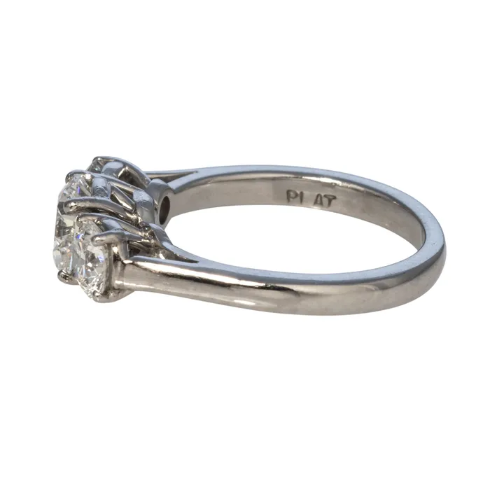 Croghans Rings 165ctw Round Brilliant Diamond ThreeStone Platinum Engagement Ring