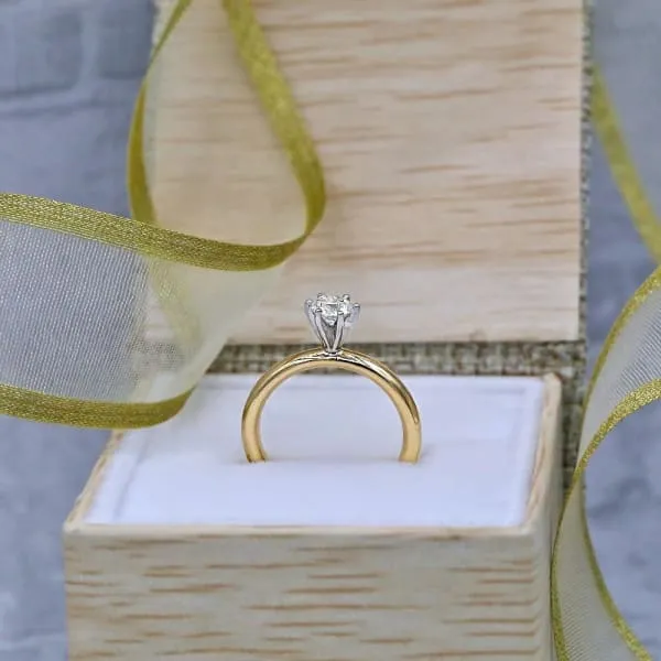 Diamond Source NYC Rings Yellow Gold Solitaire Engagement Ring with Natural Round Diamond ENG2505