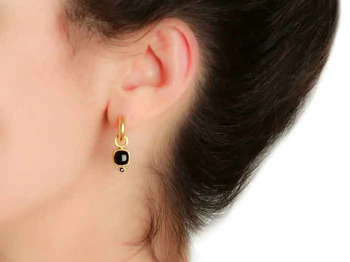 Earrings Elizabeth Locke Elizabeth Locke Cushion Cabochon Onyx Earring Charms