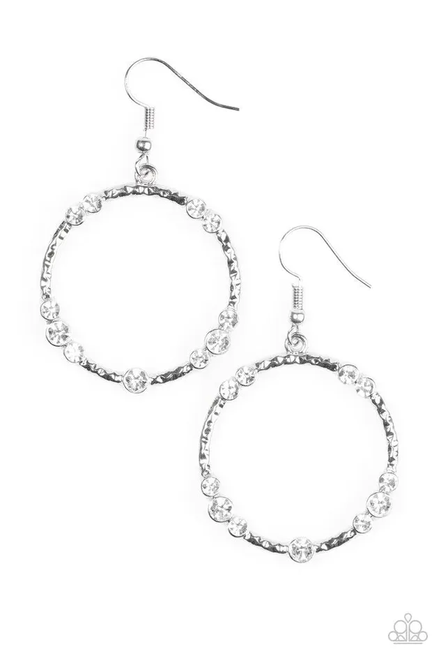 Earrings Paparazzi Jewelry Paparazzi Earring Glitter Gathering White