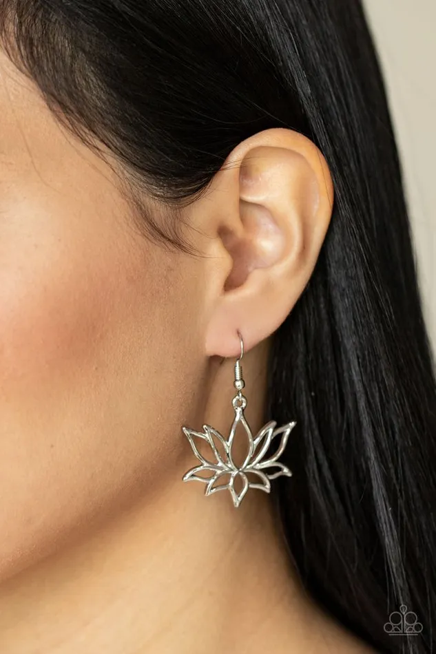 Earrings Paparazzi Jewelry Paparazzi Earring Lotus Ponds Silver