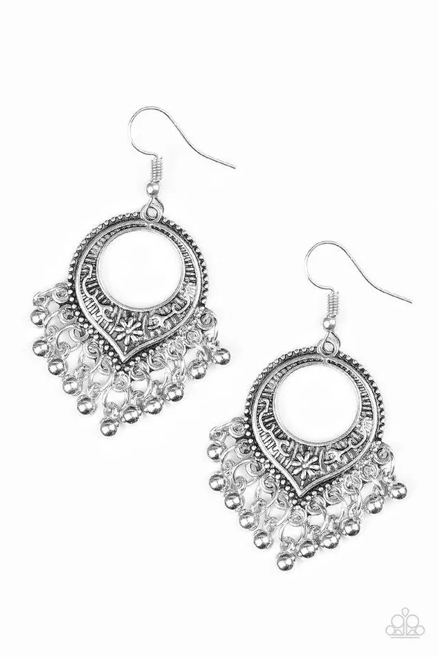 Earrings Paparazzi Jewelry Paparazzi Earring On A Wing And A PRAIRIE Silver