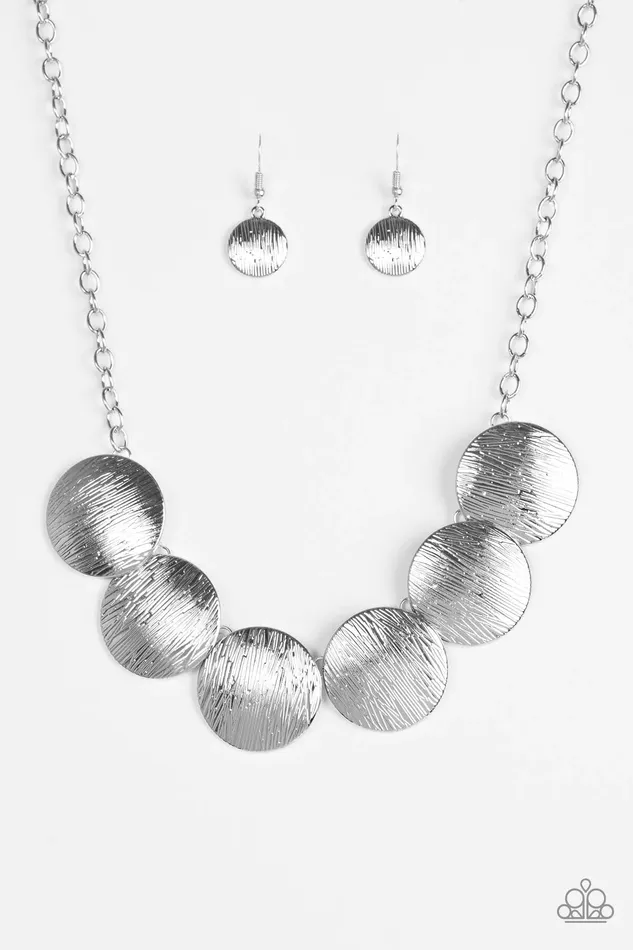 Necklaces Paparazzi Jewelry Paparazzi Necklace Glued To The SPOTLIGHT Silver