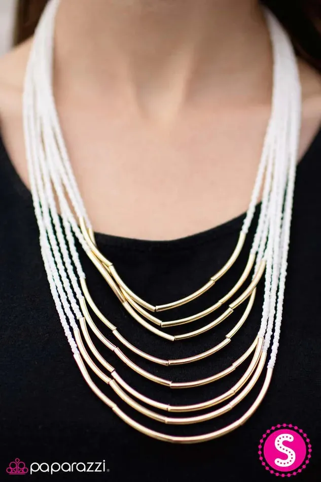 Necklaces Paparazzi Jewelry Paparazzi Necklace Living The GLEAM White