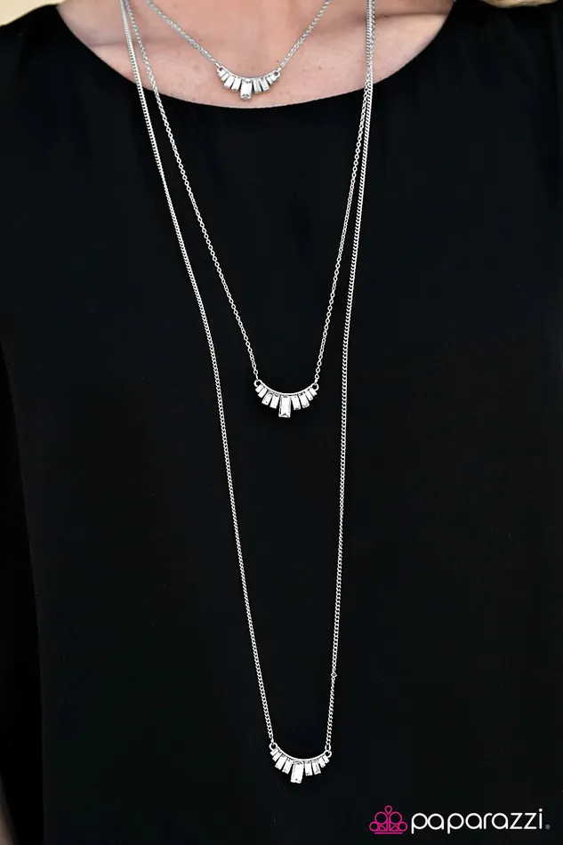 Necklaces Paparazzi Jewelry Paparazzi Necklace On DIVA Ground White